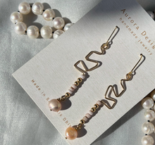 Load image into Gallery viewer, Tara