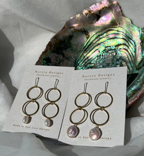 Load image into Gallery viewer, Kinsley
