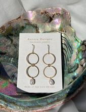 Load image into Gallery viewer, Kinsley
