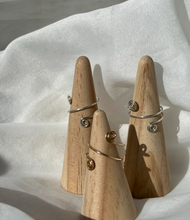 Load image into Gallery viewer, Wrapped rings
