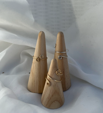 Load image into Gallery viewer, Wrapped rings
