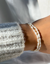 Load image into Gallery viewer, Pearl Bracelets

